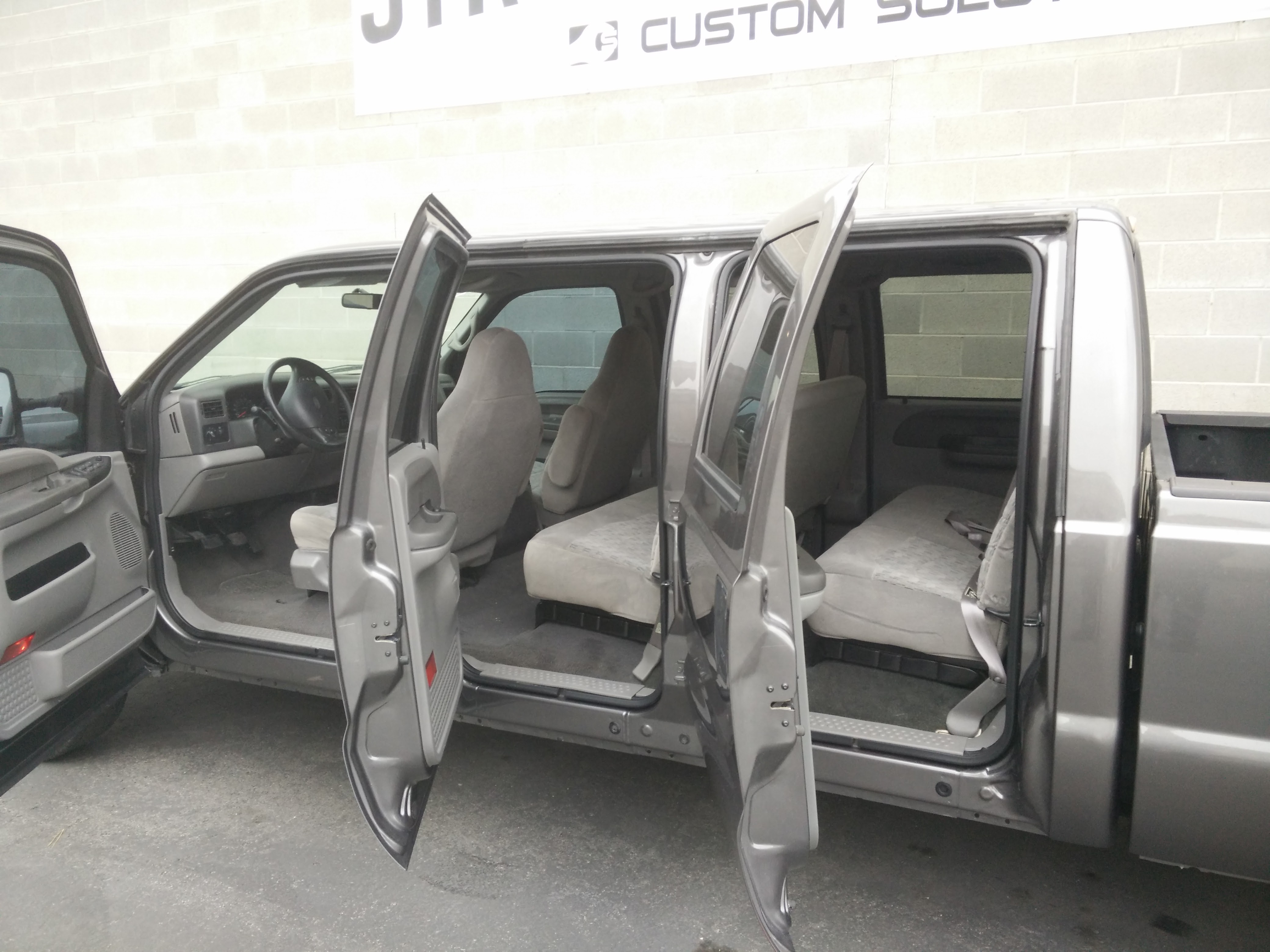 Six Door Conversions | Stretch My Truck